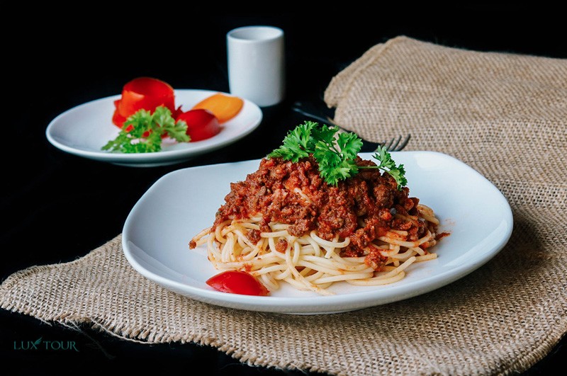 Trong thực đơn dã ngoại thì không thể thiếu đi mì spaghetti